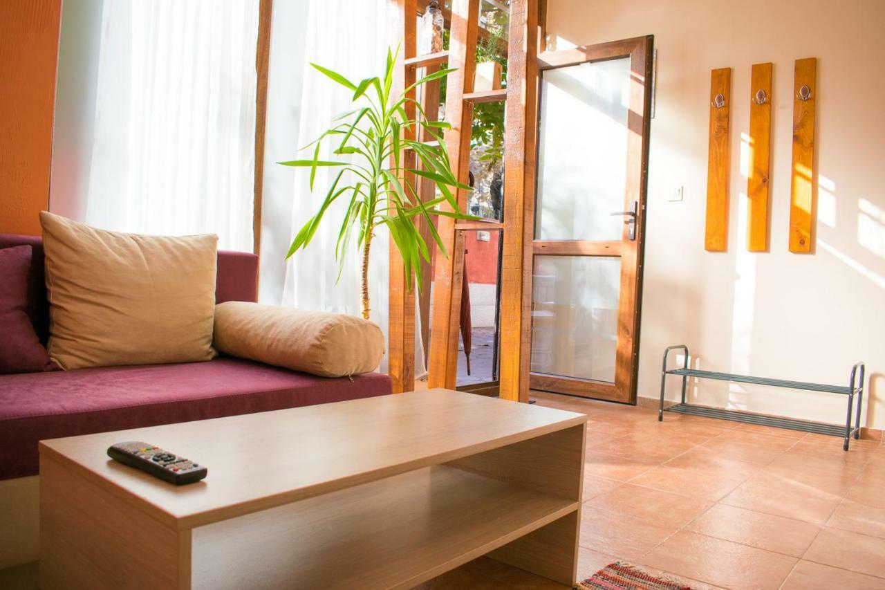 4 Seasons Apartments, A1 พลอฟดิฟ ภายนอก รูปภาพ